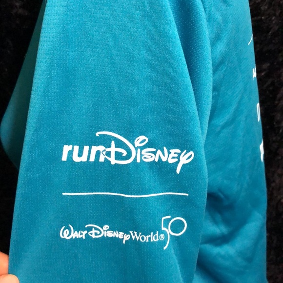 RunDisney Wine & Dine Marathon Weekend 2022 Runners Shirt Raya & The Last Dragon - Picture 7 of 8